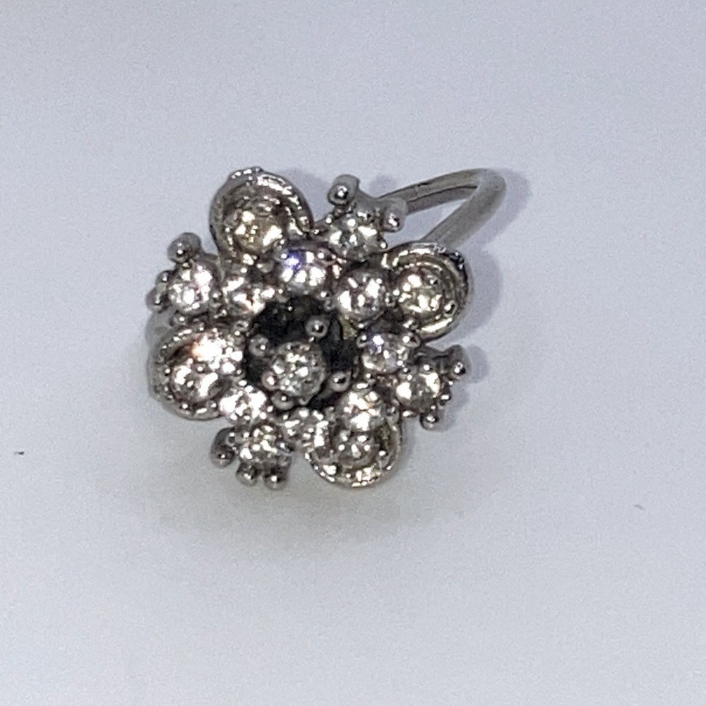 Vtg Silver Tone Rhinestone Floral Flower Cocktail Ring Sz 6.5 - Picture 7 of 14